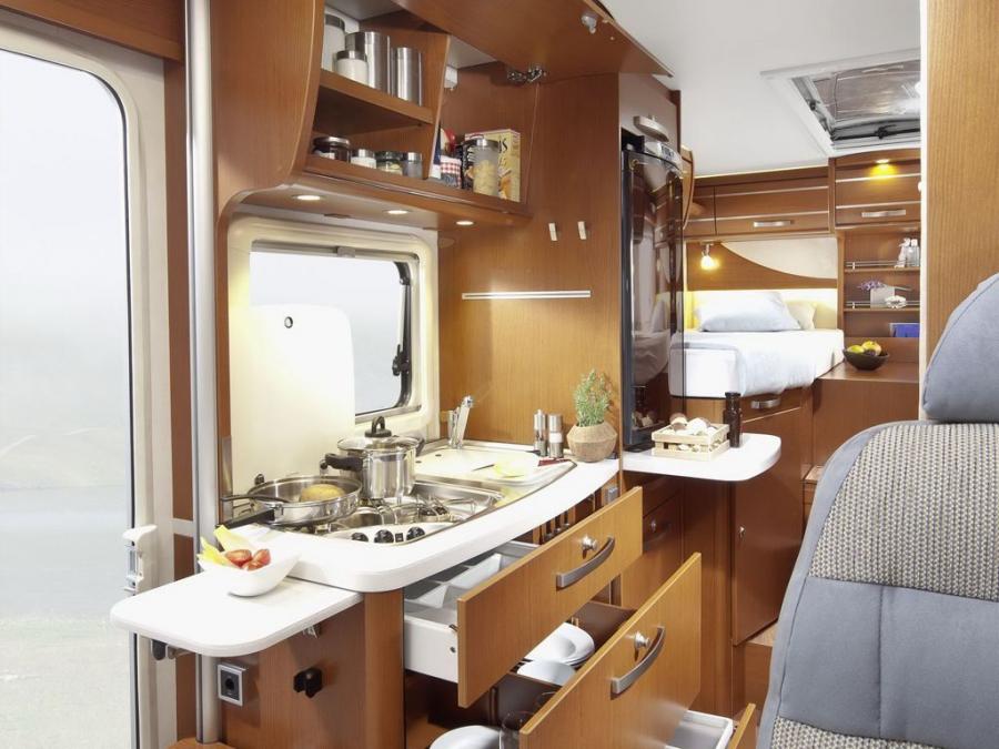 Интерьер Hymer Exsis-I 2012 года  (фото 4 из 12)